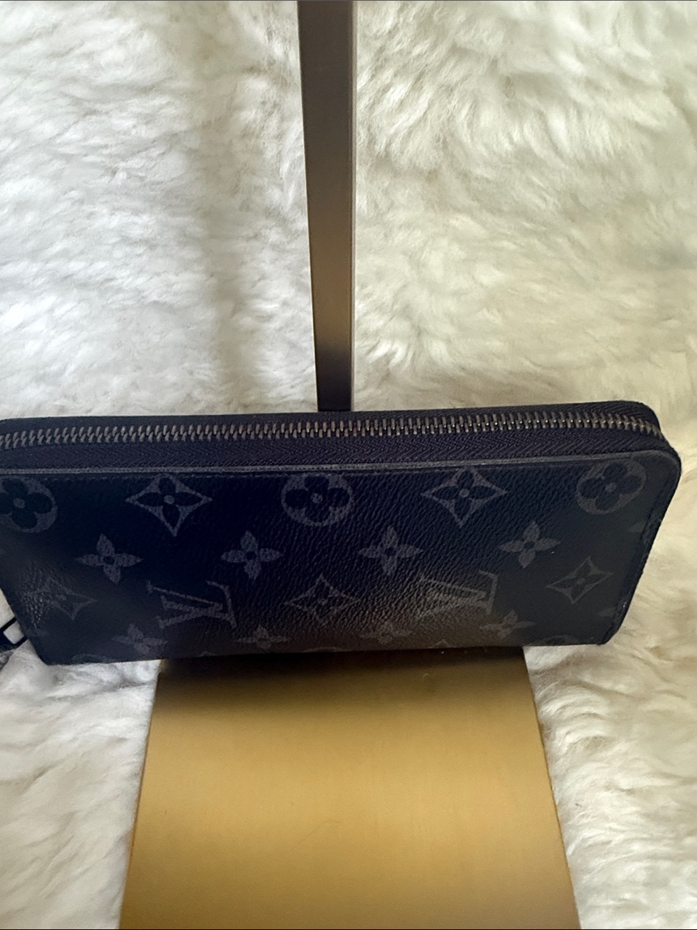 Louis Vuitton Black Monogram Eclipse Zip Wallet - Picture 2 of 10